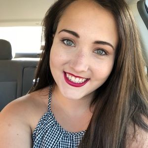 Meet your Posher, Audrey